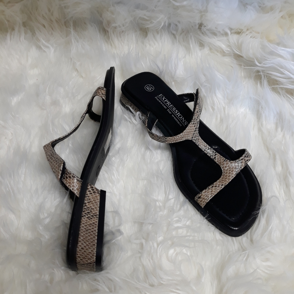 Expressions snake sandals